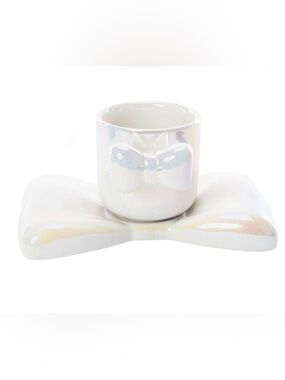 Cerra Bow Saucer & Cup Set - Pearlescent White